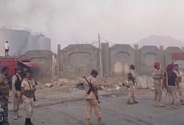 Saudi Arabia attacks UAE-backed forces in Yemen