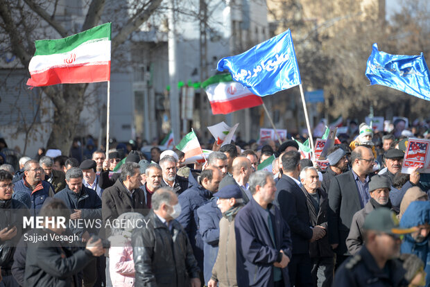 راهپیمایی مردم همدان در محکومیت هتک حرمت قرآن کریم
