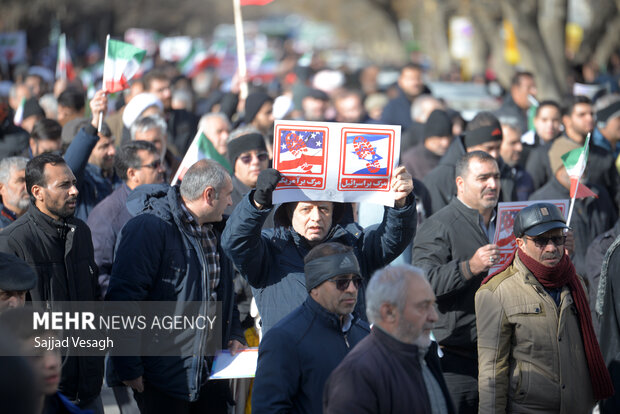 راهپیمایی مردم همدان در محکومیت هتک حرمت قرآن کریم