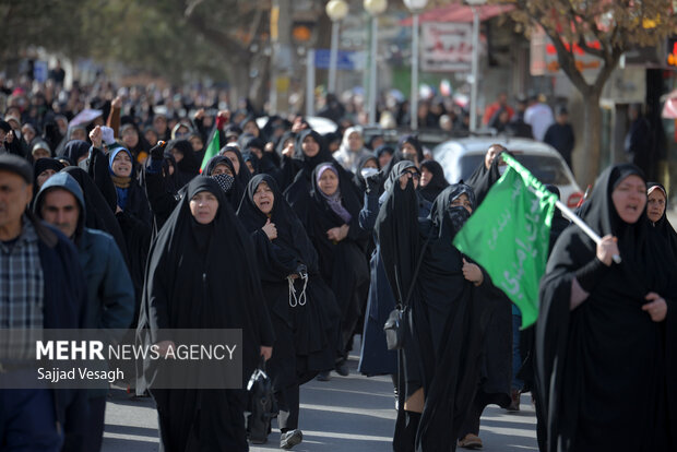 راهپیمایی مردم همدان در محکومیت هتک حرمت قرآن کریم