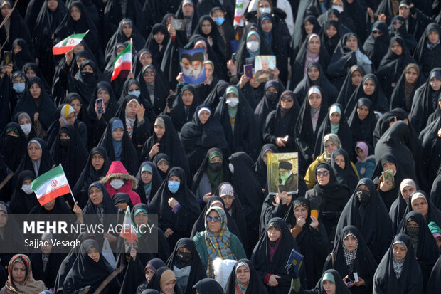 راهپیمایی مردم همدان در محکومیت هتک حرمت قرآن کریم