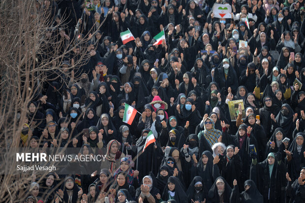 راهپیمایی مردم همدان در محکومیت هتک حرمت قرآن کریم