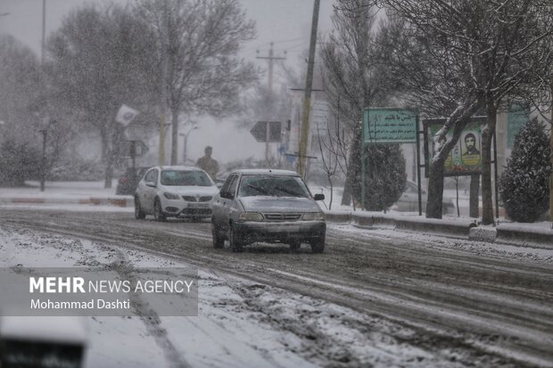 بارش برف و کولاک شدید در اردبیل