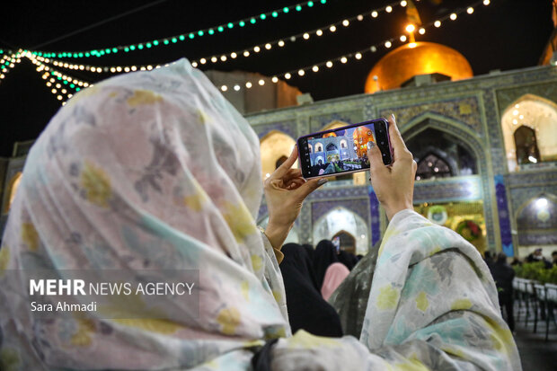 حال‌وهوای حرم امام رضا(ع) در آستانه میلاد امام علی(ع)