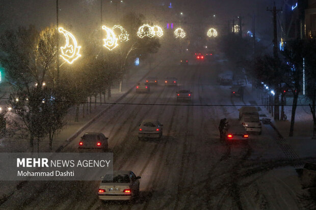 شب برفی اردبیل