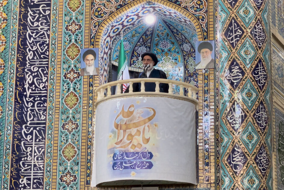  بستن تنگه هرمز حق ایران است