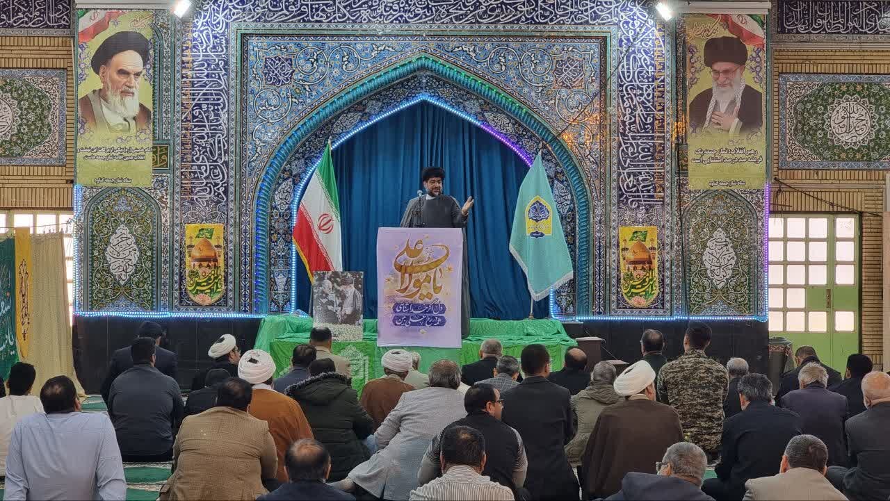 امام جمعه گناوه: بین اعتراض و اغتشاش باید تفاوت قائل شد