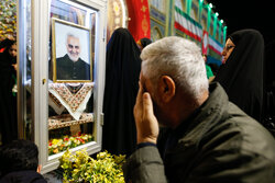 ساعت ۱:۲۰ به وقت حاج قاسم