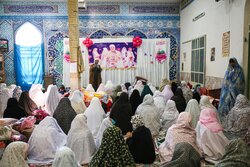 حضور پرشور بانوان شهرستان پاسارگاد در آیین معنوی اعتکاف