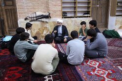 وقتی امام جماعت فقط پیش‌نماز نباشد؛ مسجد چگونه مسئله‌گشای محله می‌شود؟