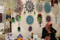 فروش آثار هنرمندان استان سمنان به کمک بازاریابی دیجیتال تسهیل می‌شود