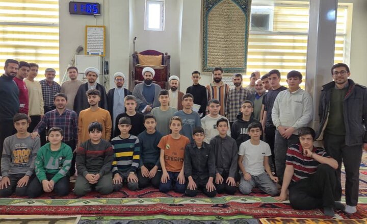 حضور مهمانانی از نروژ در اعتکاف دانش‌آموزی شهرستان هشترود