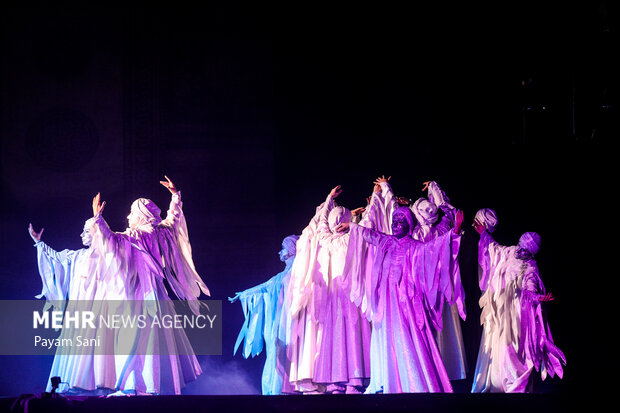 رونمایی از نماد «فاتح خیبر»