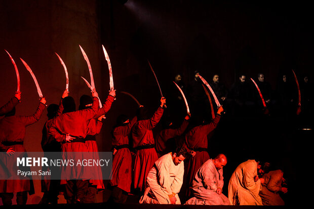 رونمایی از نماد «فاتح خیبر»