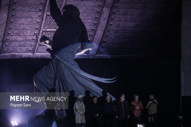 رونمایی از نماد «فاتح خیبر»