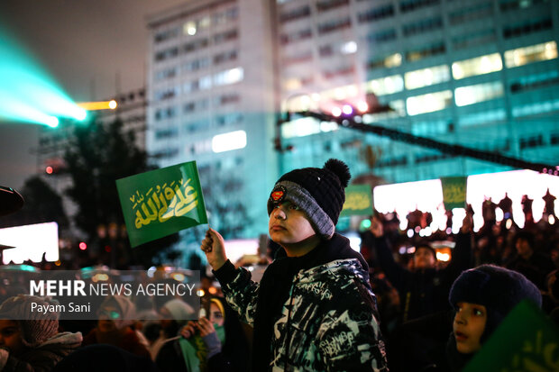 رونمایی از نماد «فاتح خیبر»