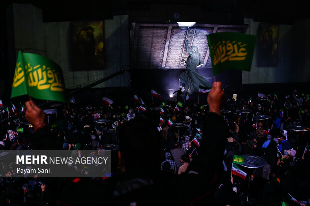 رونمایی از نماد «فاتح خیبر»