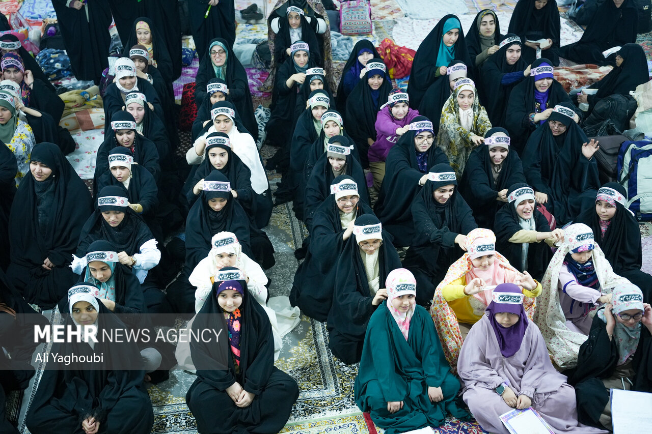 نجفی: بیش از ۱۵ هزار نفر در اعتکاف امسال شرکت کردند نجفی: بیش از ۱۵ هزار نفر در اعتکاف امسال شرکت کردند