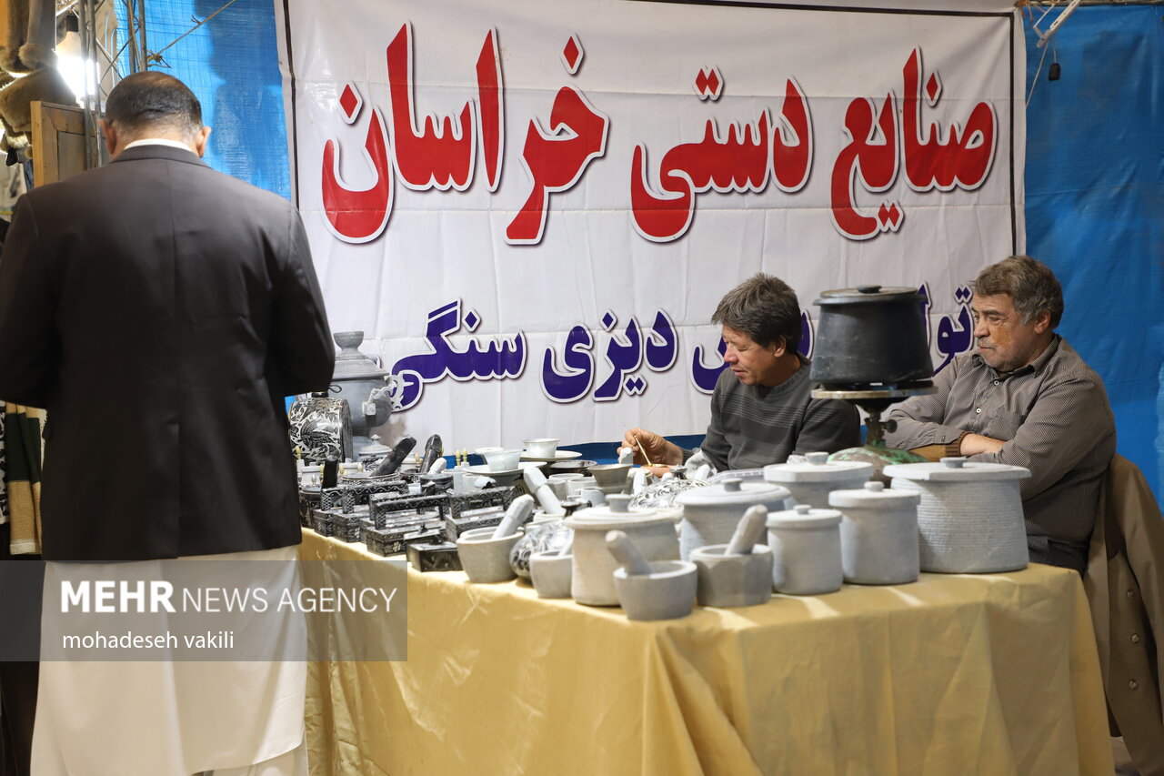 رشد ۳۷ درصدی صادرات صنایع‌دستی خراسان رضوی