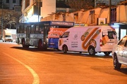 استقرار دو اتوبوس برای اسکان بی خانمان‌ها در میدان تجریش