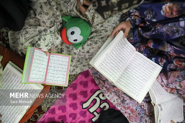 مراسم معنوی اعتکاف در مساجد مشهد