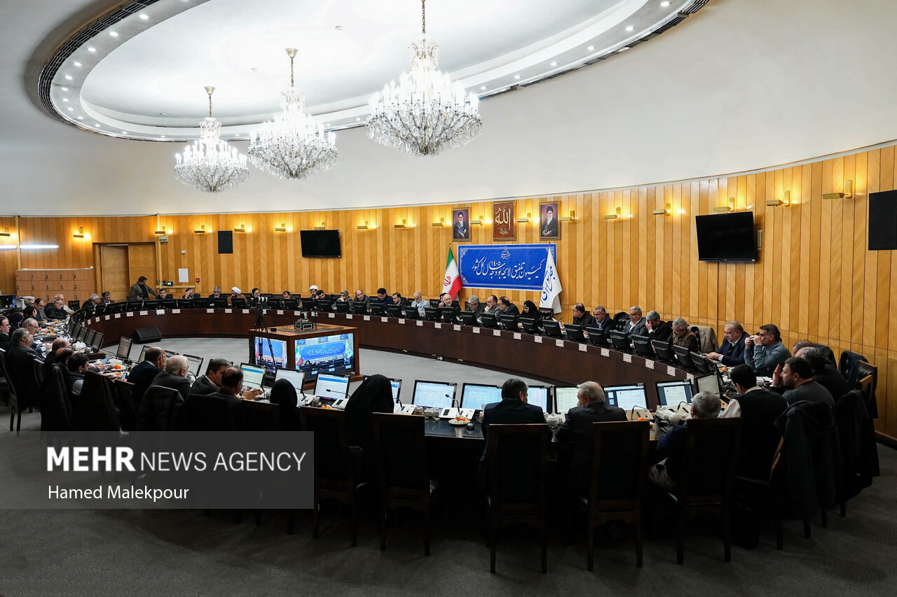جلسه کمیسیون تلفیق لایحه بودجه ۱۴۰۵