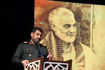 شهید «سلیمانی» همه زندگی خود را وقف اسلام، انقلاب و مردم کرد