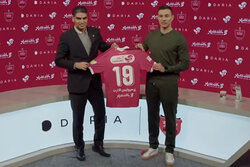 Igor Sergeev officially joins Persepolis