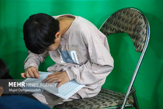 مراسم معنوی اعتکاف دانش‌آموزی در یزد