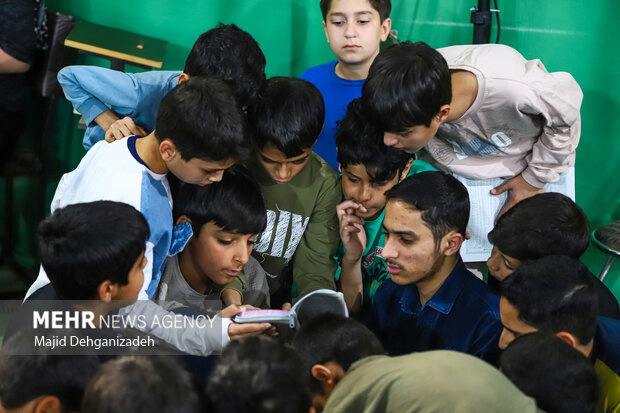 مراسم معنوی اعتکاف دانش‌آموزی در یزد