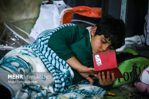 مراسم معنوی اعتکاف دانش‌آموزی در یزد