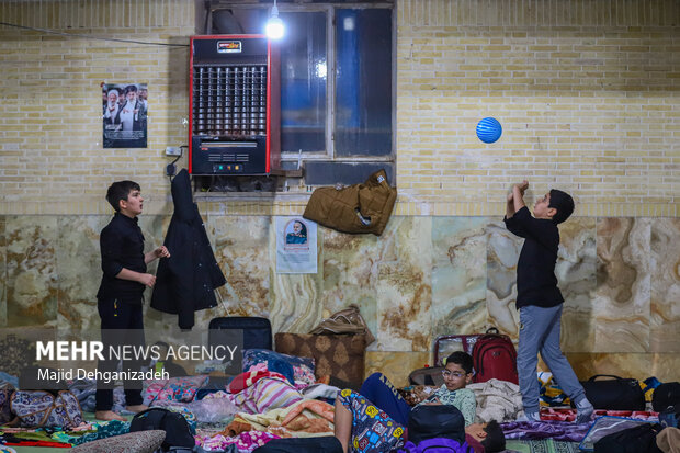 اعتکاف به سبک دهه هشتادی و نودیها