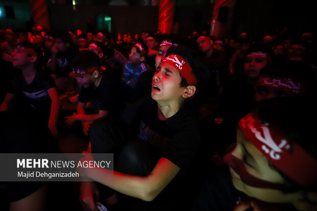 مراسم معنوی اعتکاف دانش‌آموزی در یزد