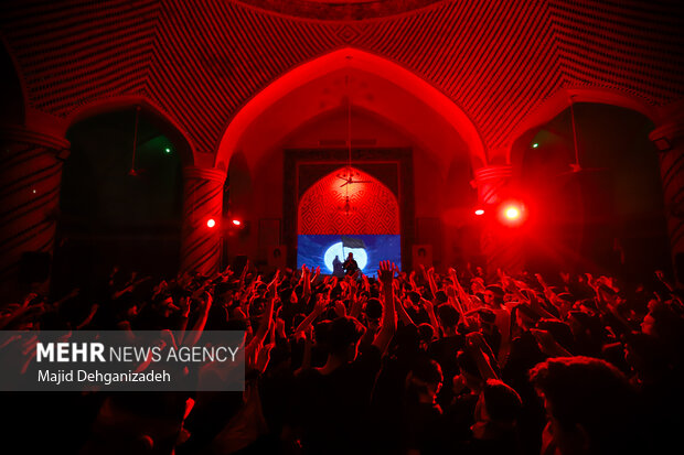 مراسم معنوی اعتکاف دانش‌آموزی در یزد