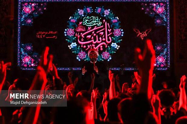 مراسم معنوی اعتکاف دانش‌آموزی در یزد