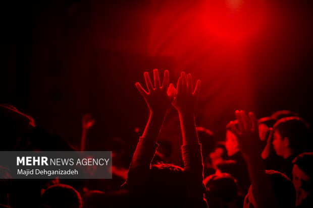 مراسم معنوی اعتکاف دانش‌آموزی در یزد