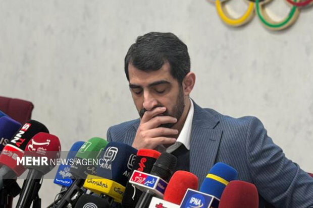 ۱۵ میلیارد هزینه بازسازی فدراسیون بسکتبال/ تعمیر کف‌پوش تازه تعویض شده