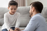 آرامش خود را به کودک منتقل کنید؛ هیجان شما ناامنی می‌سازد