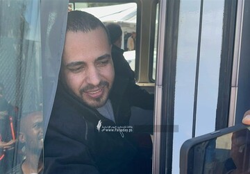 10 أسرى يصلون مستشفى شهداء الأقصى بعد الإفراج عنهم من سجون الاحتلال الصهيوني