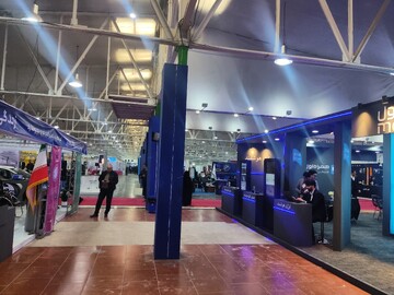 میرزاد: برنامه «اکوسیستم دیجیتال» در کشور اجرا می‌شود