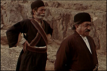 ترانه‌ای حماسی که از «شیر سنگی» به جا ماند؛ قصه میهن‌دوستی ایل بختیاری