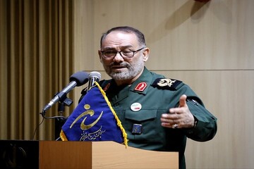 سردار رجبی: هنر زبانی ماندگار در انتقال مفاهیم شهادت دارد