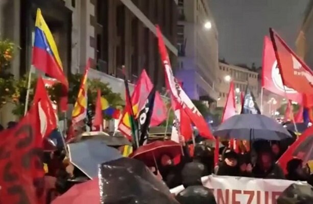 İtalya'da Maduro'nun kaçırılması protesto edildi