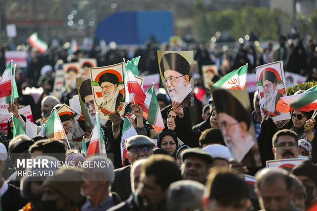 تجمع بزرگ«تا پای جان برای ایران» در اصفهان