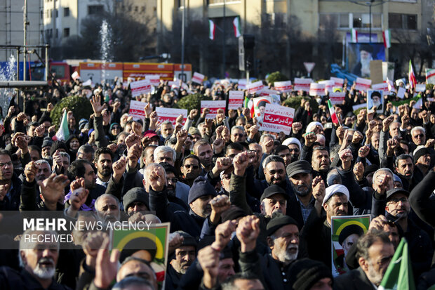 تجمع بزرگ«تا پای جان برای ایران» در اصفهان