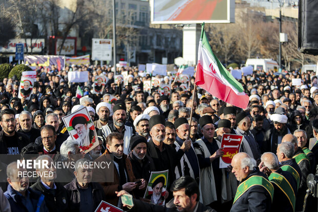 تجمع بزرگ«تا پای جان برای ایران» در اصفهان