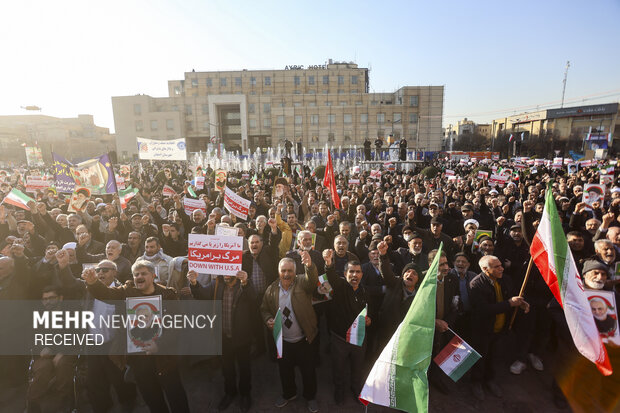 تجمع بزرگ«تا پای جان برای ایران» در اصفهان