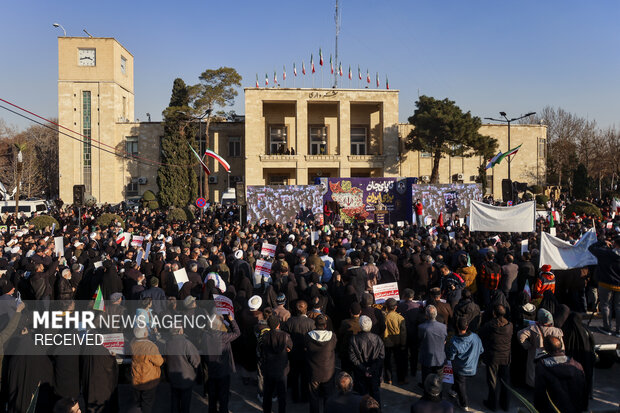 تجمع بزرگ«تا پای جان برای ایران» در اصفهان