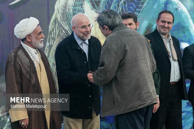 گردهمایی جامعه کارگری و تولید با حضور رئیس مجلس شورای اسلامی