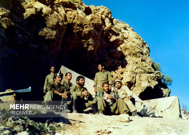 شهید ابراهیم هادی 11